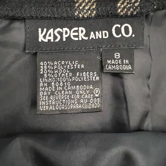 Kasper Black and Red Plaid Skirt - Picture 4 of 9